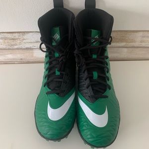 Men's Force Savage Varsity Football Cleats